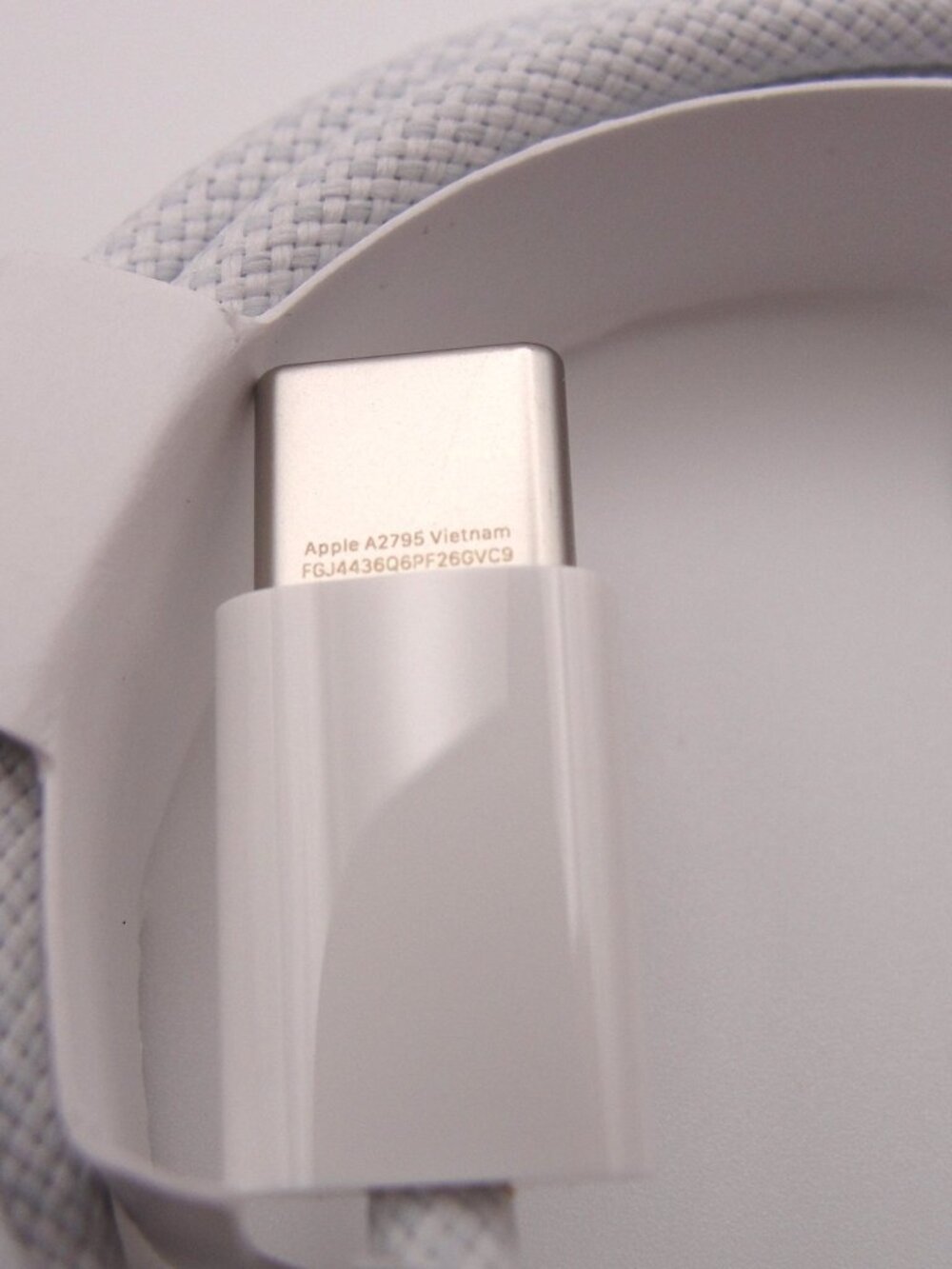 Apple USB‑C to USB‑C Braided Cable (A2795) | 1m | NEW | Fast Charging - Picture 7 of 7